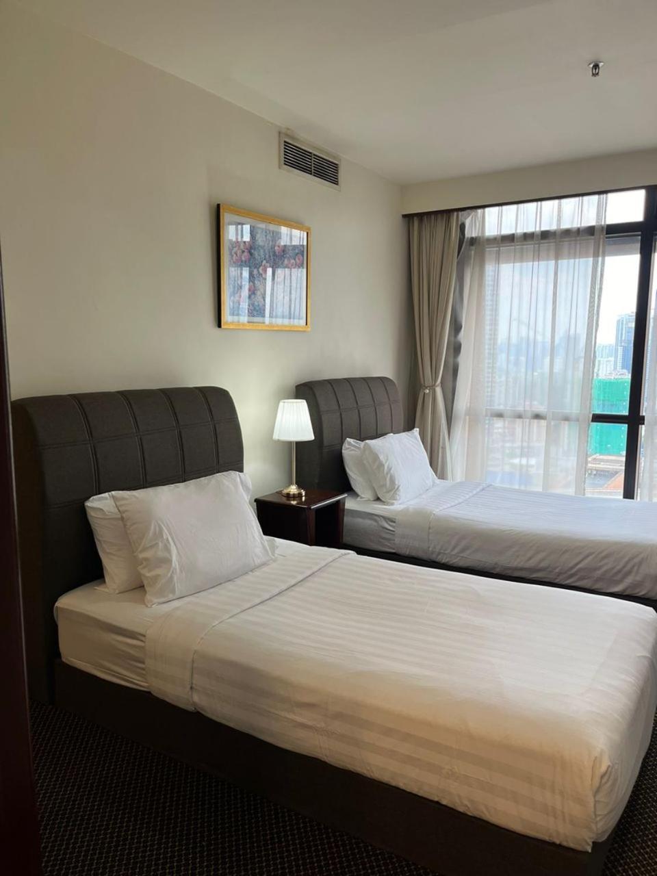 Luxhouz Suites At Times Square クアラルンプール エクステリア 写真