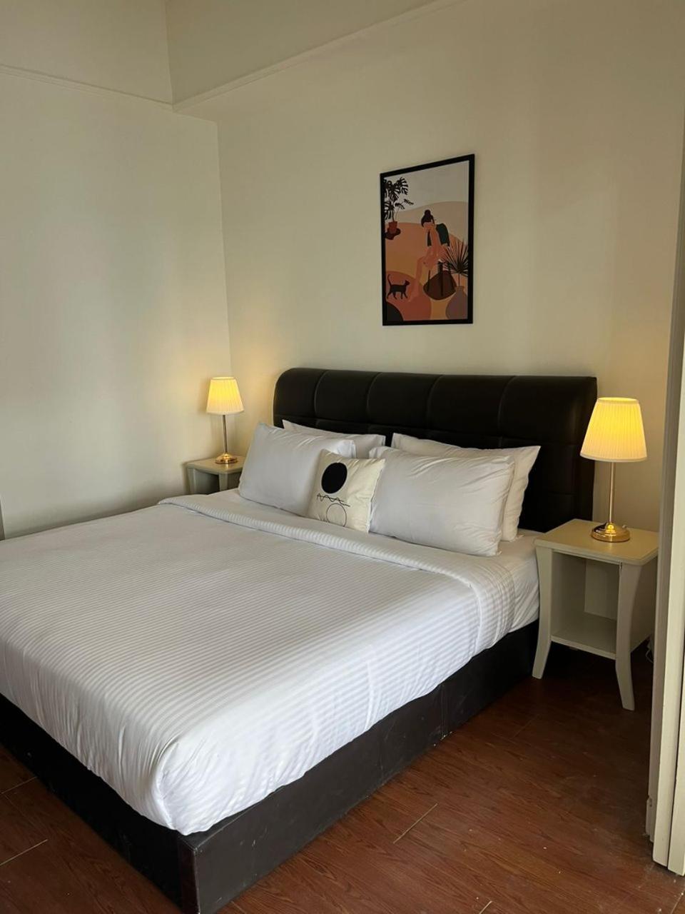 Luxhouz Suites At Times Square クアラルンプール エクステリア 写真
